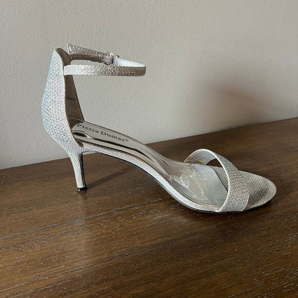 Pierre Dumas Woman’s Margaret 3 Silver 3” Heels Ankle Strap Dress Shoe- Size 9M - Picture 5 of 12